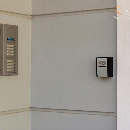 Akali Apartment Airport By Airstay Spata  Bagian luar foto