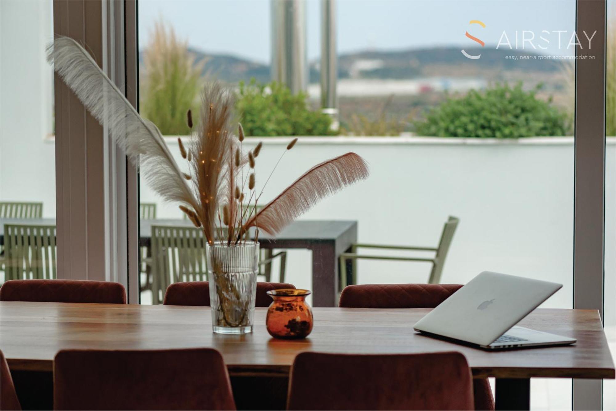 Akali Apartment Airport By Airstay Spata  Bagian luar foto